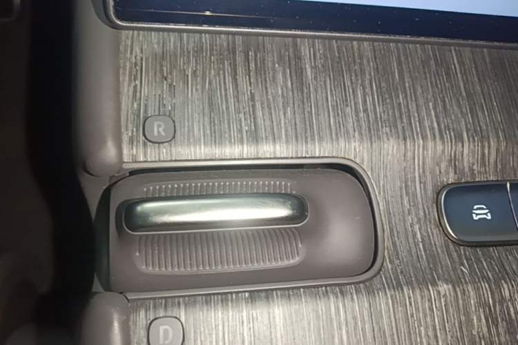 Used Nio ET7 2022 100kWh First Edition Gear Lever