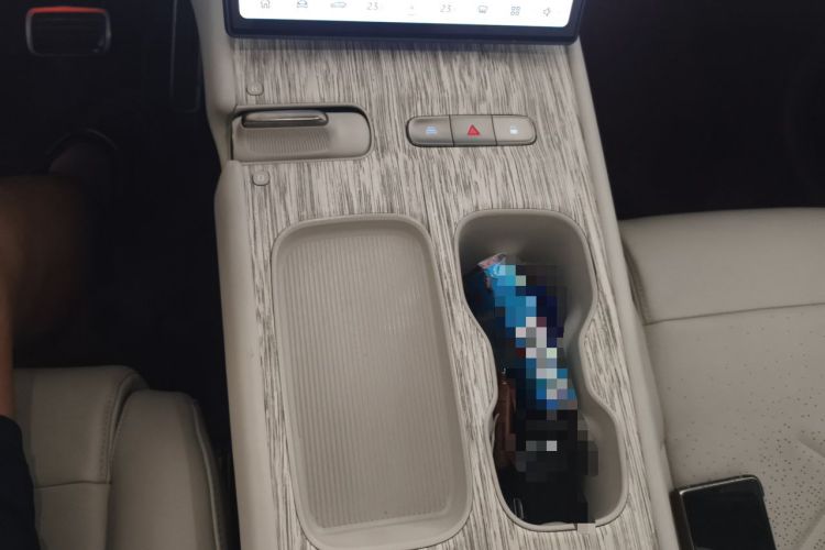 Used Nio ET7 2022 100kWh First Edition Gear Lever