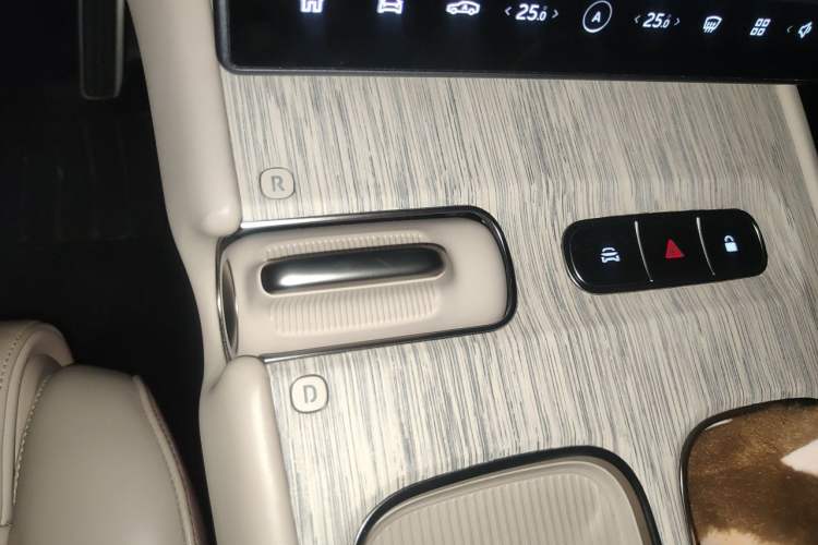 Used Nio ET7 2022 100kWh First Edition Gear Lever