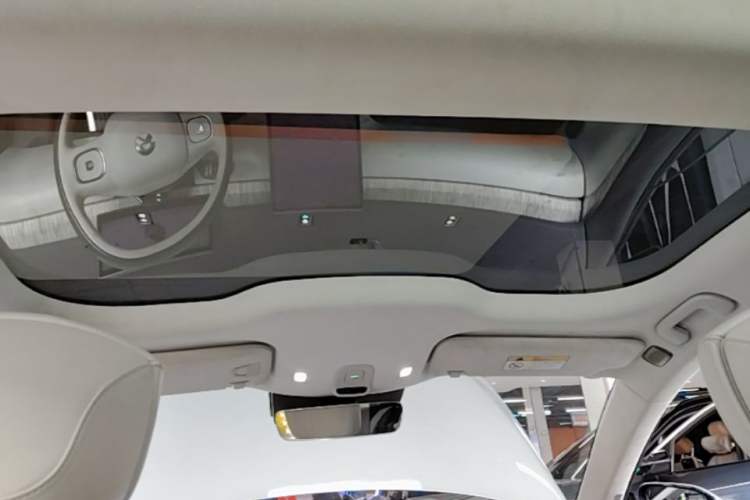 Used Nio ET7 2022 100kWh First Edition Headliner