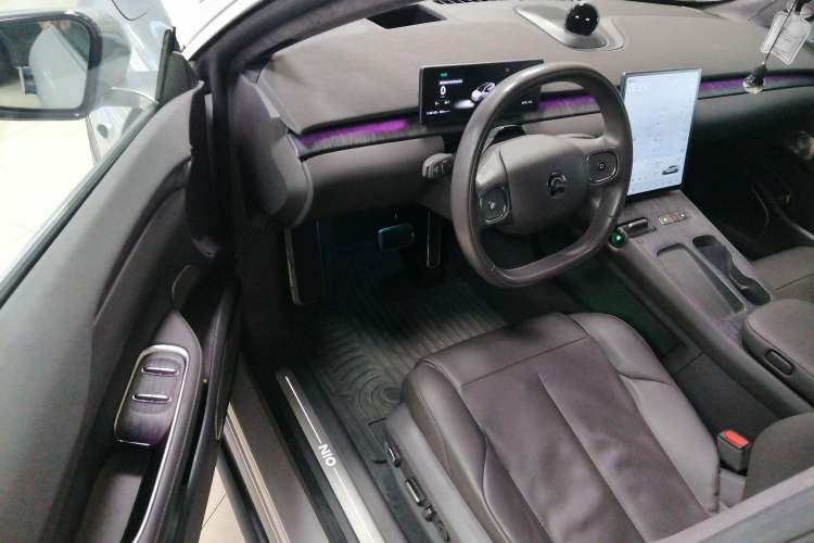 Used Nio ET7 2022 100 kWh Interior 3