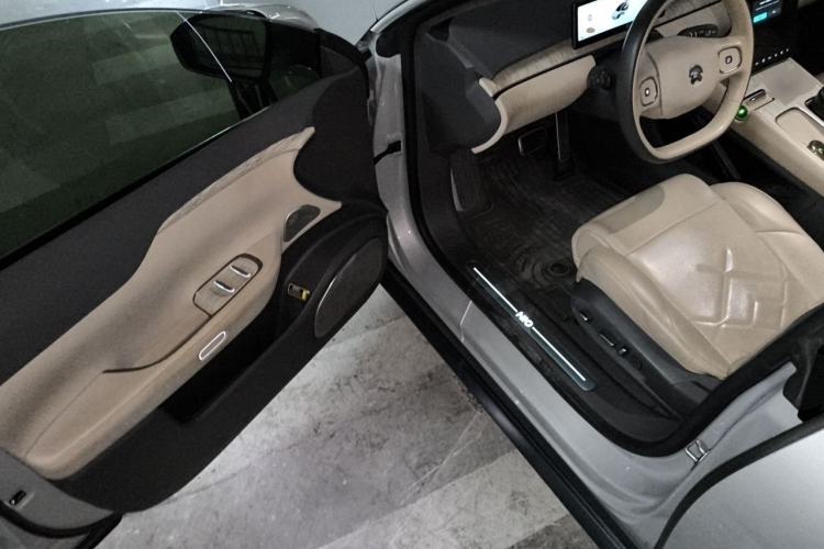 Used Nio ET7 2022 100 kWh Interior 3