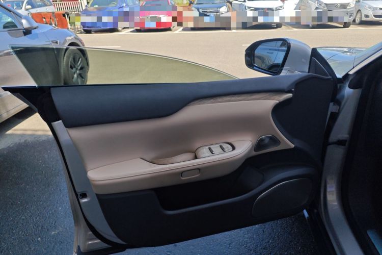 Used Nio ET7 2022 75 kWh Interior 7