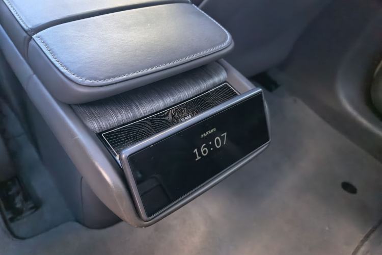 Used Nio ET7 2022 100kWh First Edition Interior 9