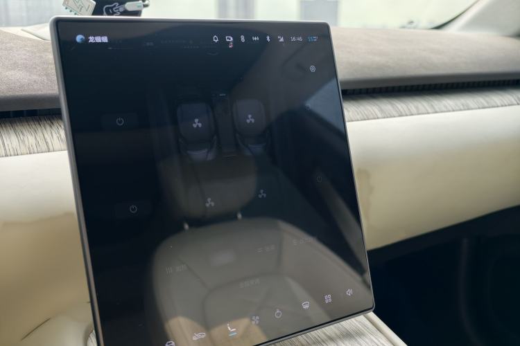 Used Nio ET7 2022 100kWh First Edition Interior 9