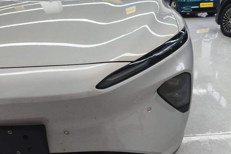 Used Nio ET7 2022 75 kWh Left Front Headlight