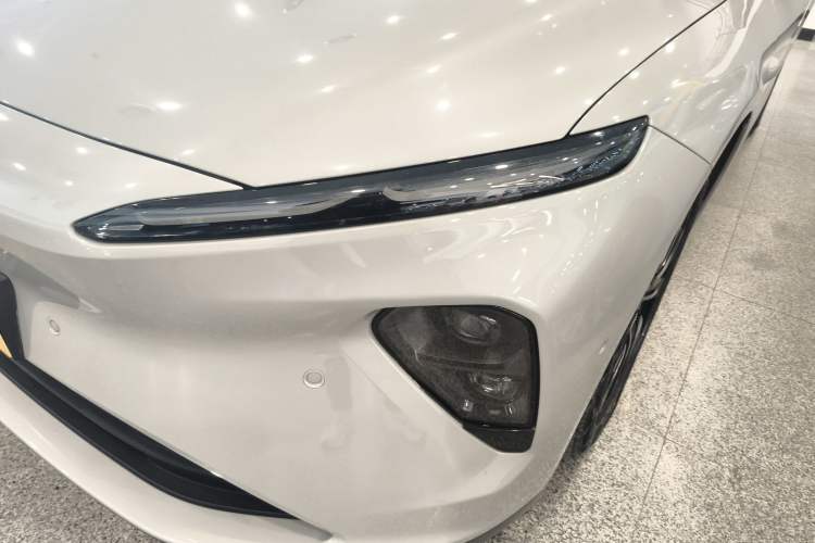 Used Nio ET7 2022 75 kWh Left Front Headlight