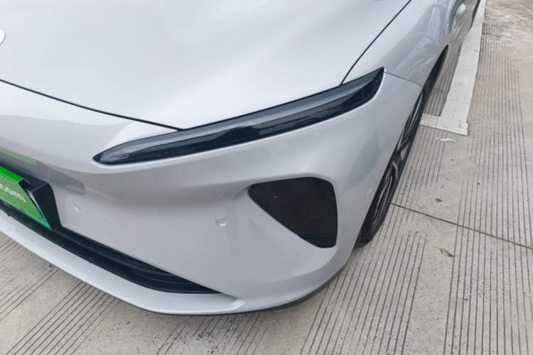Used Nio ET7 2022 75 kWh Left Front Headlight