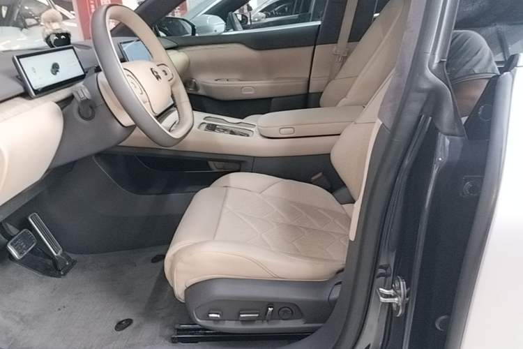 Used Nio ET7 2022 100kWh First Edition Left Front Seat