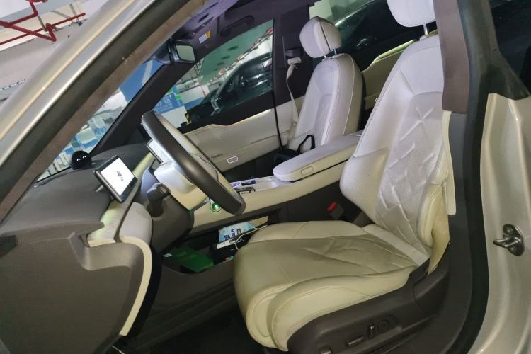 Used Nio ET7 2022 100kWh First Edition Left Front Seat