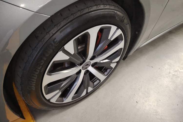 Used Nio ET7 2022 100kWh First Edition Left Front Wheel Hub
