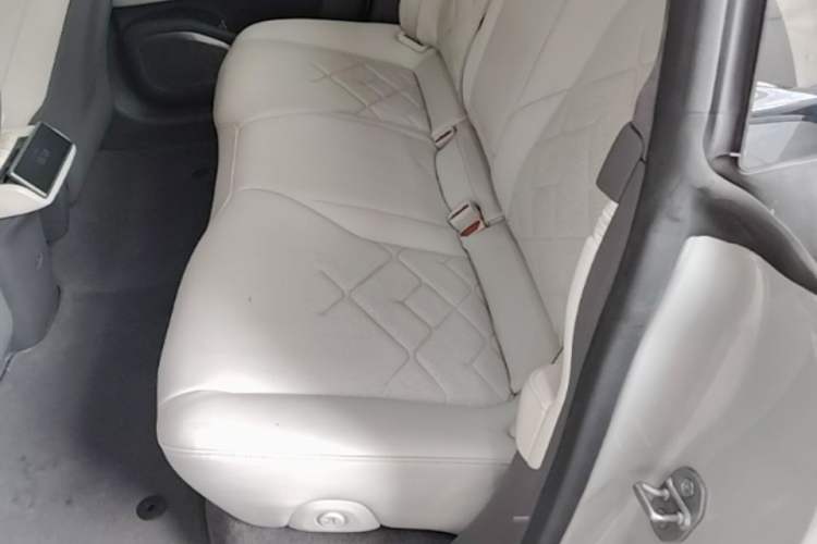 Used Nio ET7 2022 100kWh First Edition Left Rear Seat