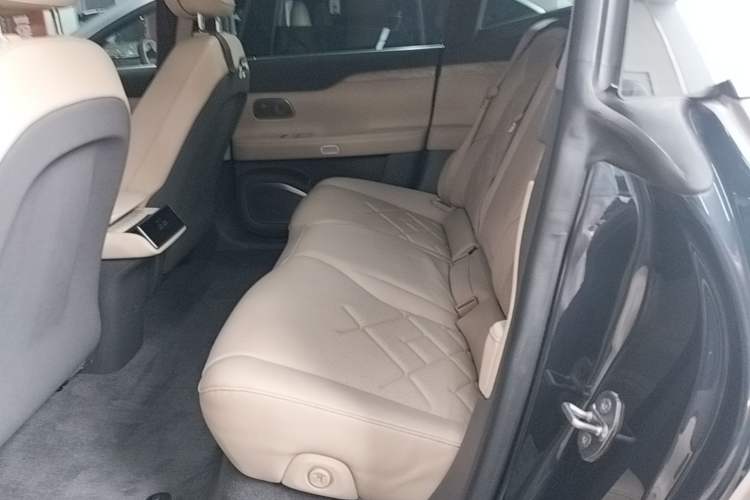 Used Nio ET7 2022 100kWh First Edition Left Rear Seat