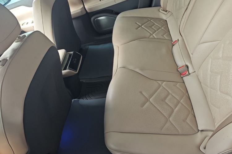 Used Nio ET7 2022 100kWh First Edition Left Rear Seat
