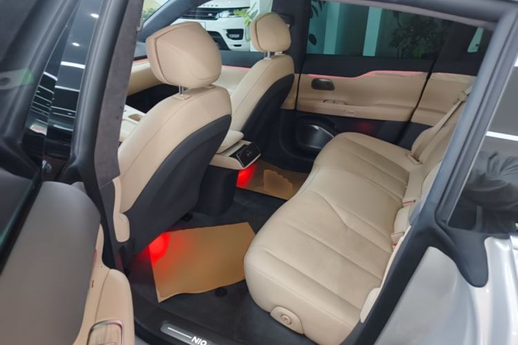 Used Nio ET7 2022 75 kWh Left Rear Seat