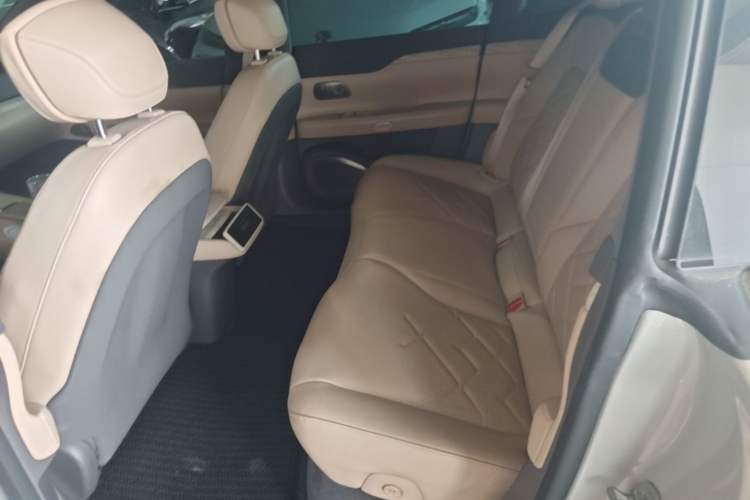 Used Nio ET7 2022 100kWh First Edition Left Rear Seat