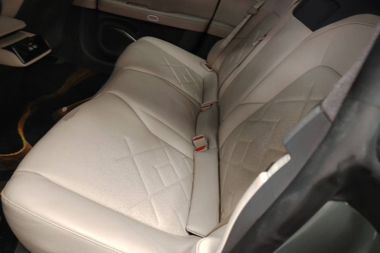 Used Nio ET7 2022 100kWh First Edition Left Rear Seat