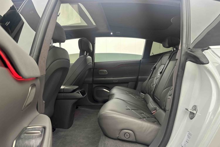 Used Nio ET7 2022 100kWh First Edition Left Rear Seat