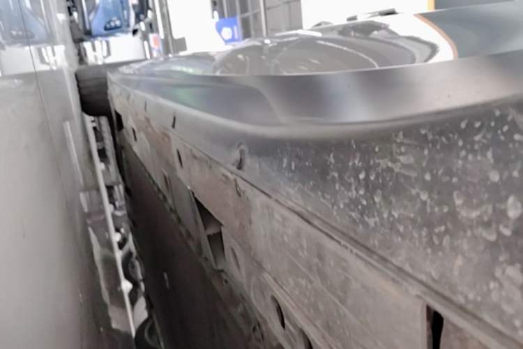 Used Nio ET7 2022 100kWh First Edition Left Side Sill