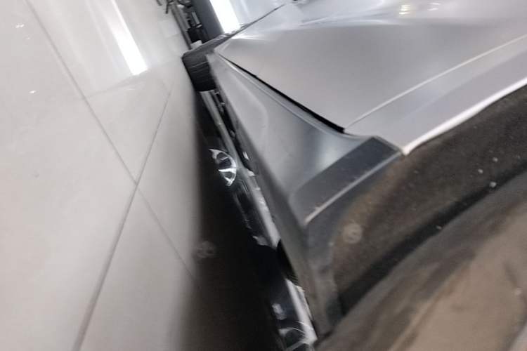 Used Nio ET7 2022 100kWh First Edition Left Side Sill