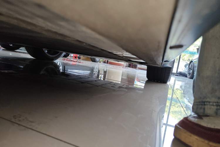 Used Nio ET7 2022 100kWh First Edition Left Side Sill