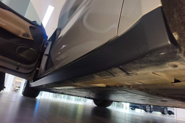 Used Nio ET7 2022 100kWh First Edition Left Side Sill