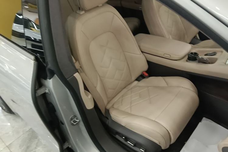 Used Nio ET7 2022 100kWh First Edition Right Front Seat