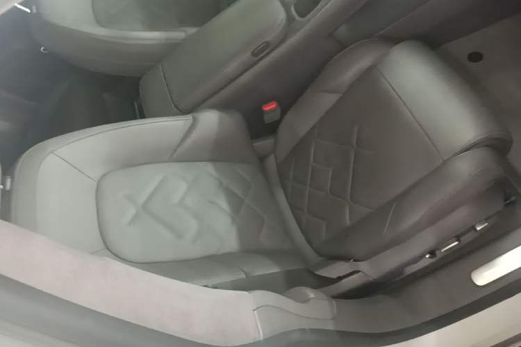 Used Nio ET7 2022 100kWh First Edition Right Front Seat