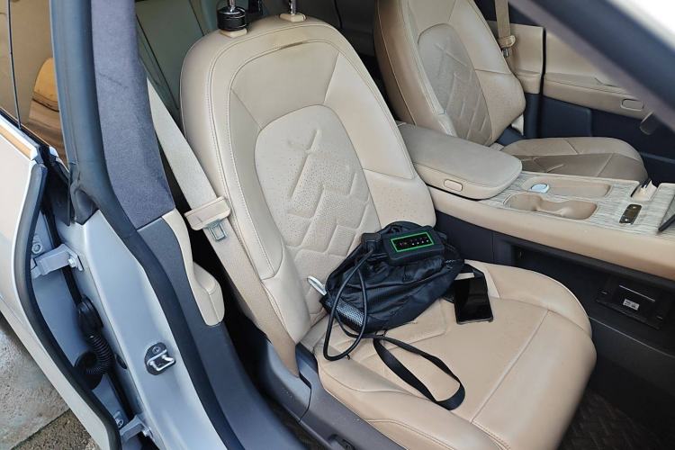 Used Nio ET7 2022 75 kWh Right Front Seat