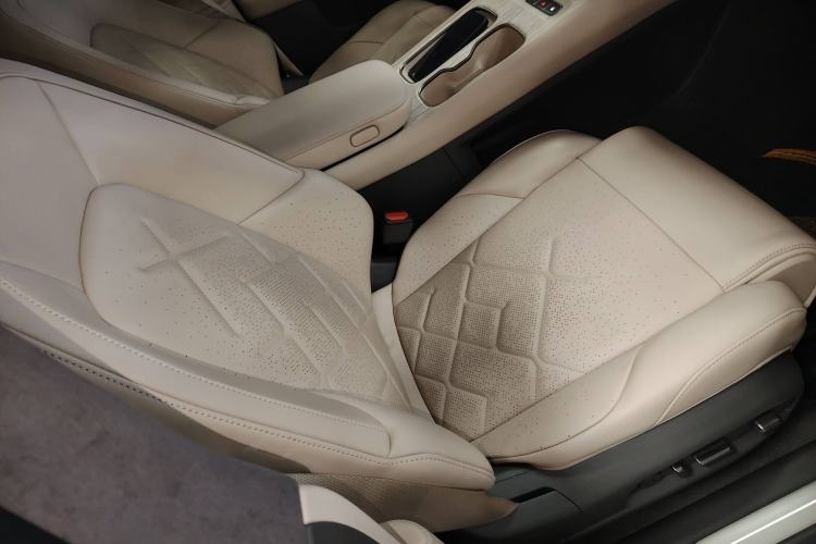 Used Nio ET7 2022 100kWh First Edition Right Front Seat