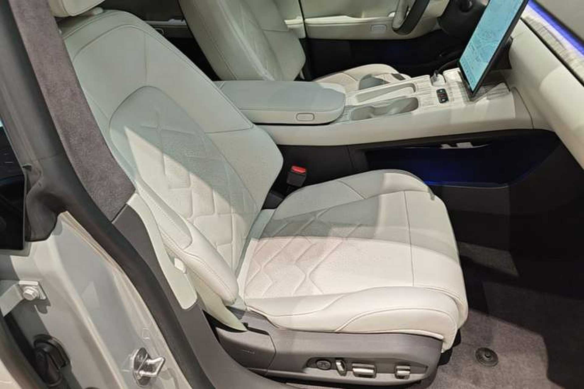 Used Nio ET7 2022 100kWh First Edition Right Front Seat