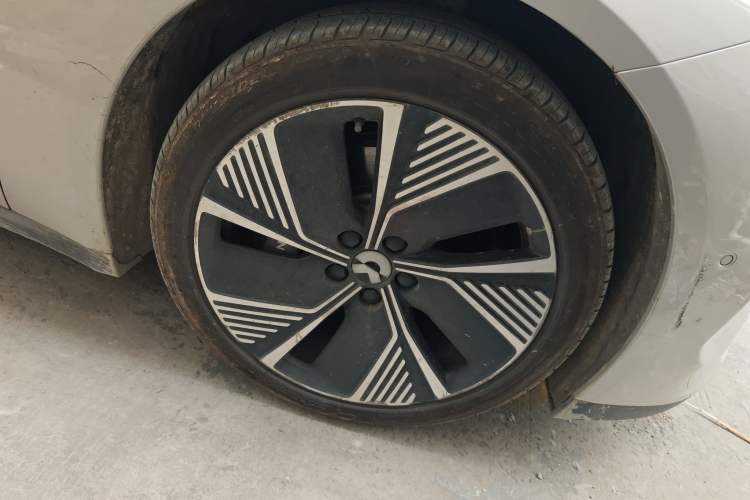 Used Nio ET7 2022 100kWh First Edition Right Front Wheel Hub