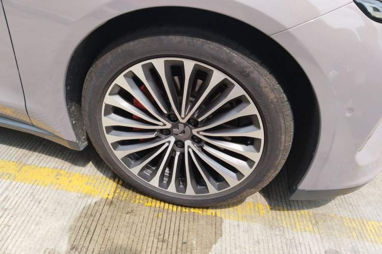 Used Nio ET7 2022 100kWh First Edition Right Front Wheel Hub