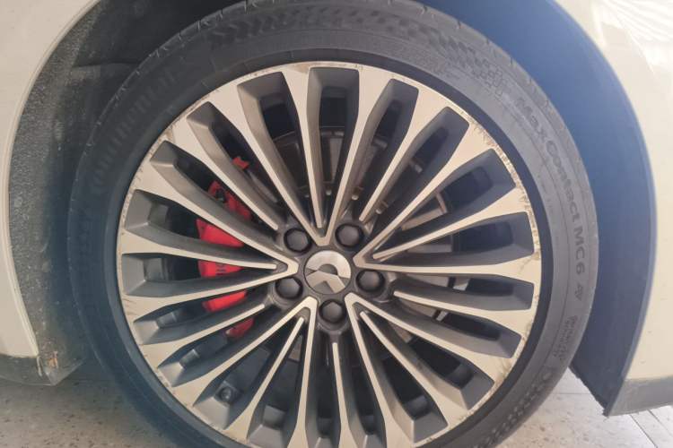 Used Nio ET7 2022 100kWh First Edition Right Front Wheel Hub