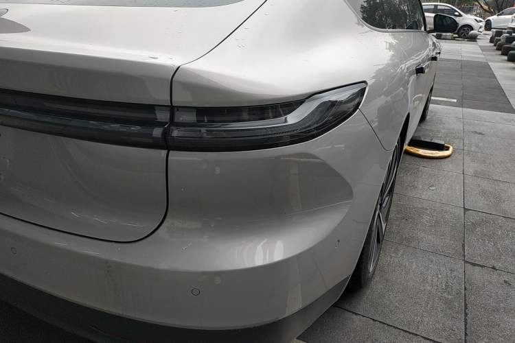 Used Nio ET7 2022 100kWh First Edition Right Rear Taillight
