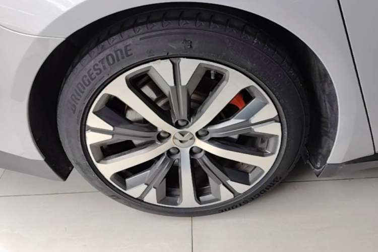 Used Nio ET7 2022 100kWh First Edition Right Rear Wheel Hub