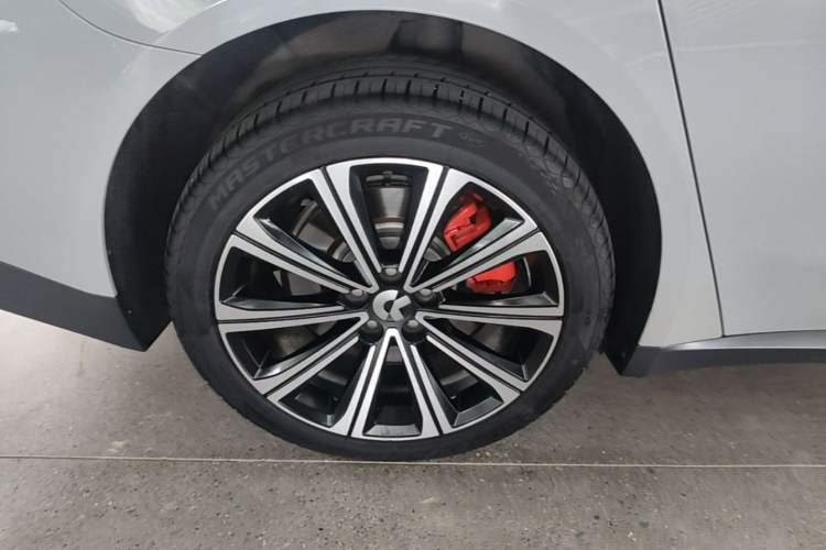 Used Nio ET7 2022 75 kWh Right Rear Wheel Hub