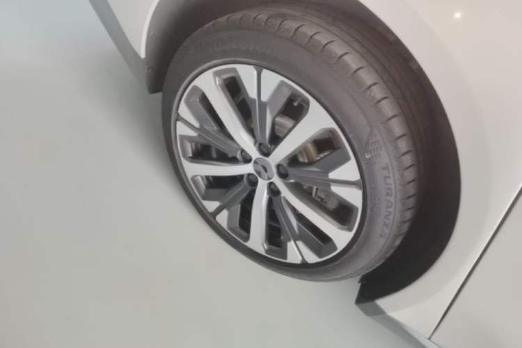 Used Nio ET7 2022 100kWh First Edition Right Rear Wheel Hub