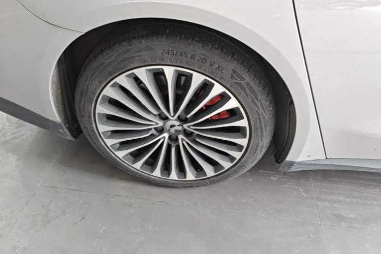 Used Nio ET7 2022 100kWh First Edition Right Rear Wheel Hub