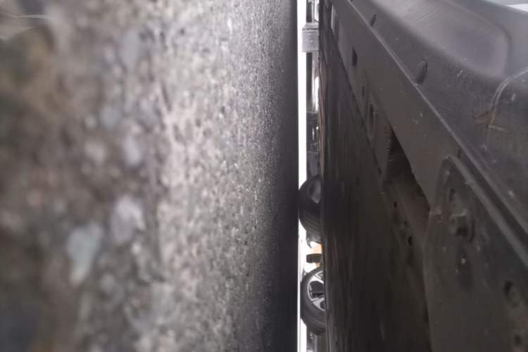 Used Nio ET7 2022 100kWh First Edition Right Side Sill