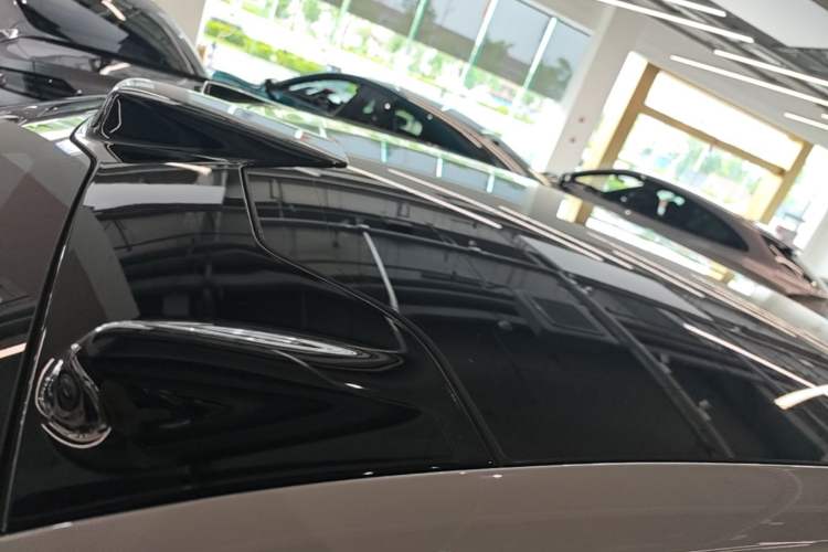 Used Nio ET7 2022 100 kWh Roof