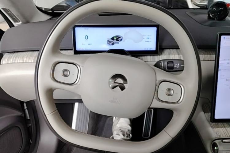Used Nio ET7 2022 100kWh First Edition Steering Wheel
