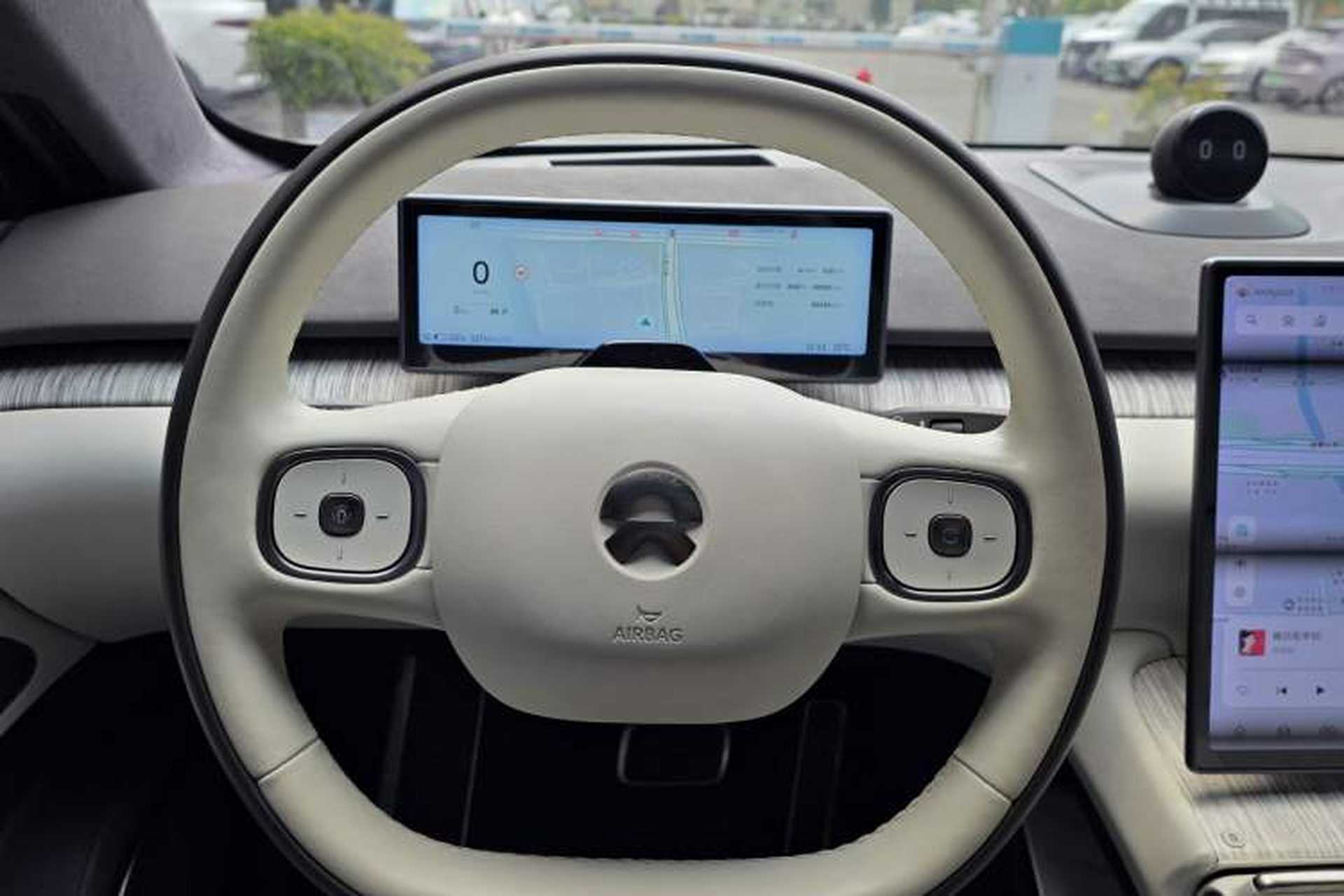 Used Nio ET7 2022 75 kWh Steering Wheel