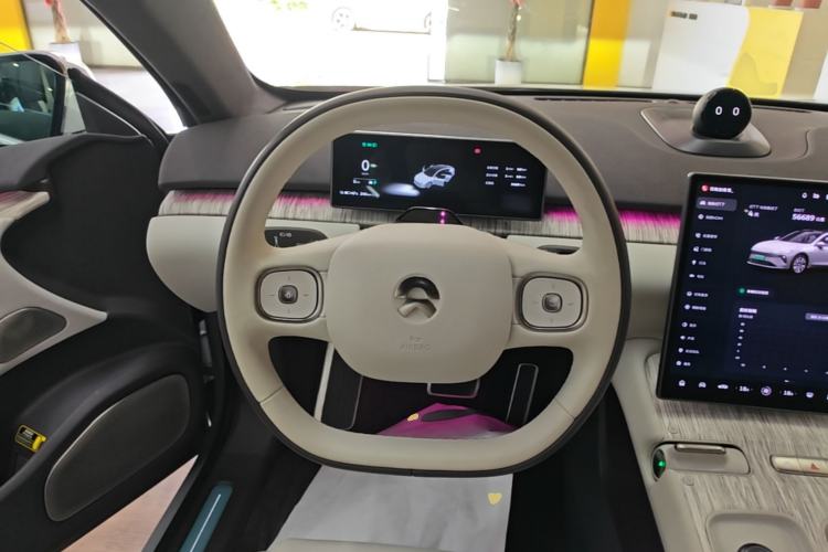 Used Nio ET7 2022 75 kWh Steering Wheel