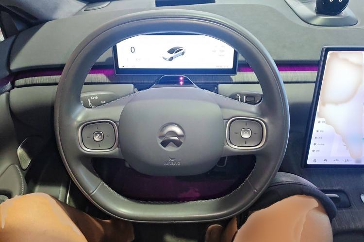 Used Nio ET7 2022 100kWh First Edition Steering Wheel
