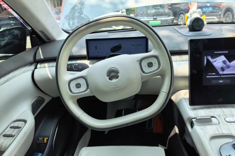 Used Nio ET7 2022 100kWh First Edition Steering Wheel