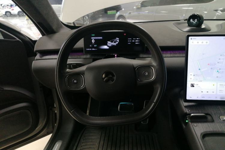 Used Nio ET7 2022 100 kWh Steering Wheel