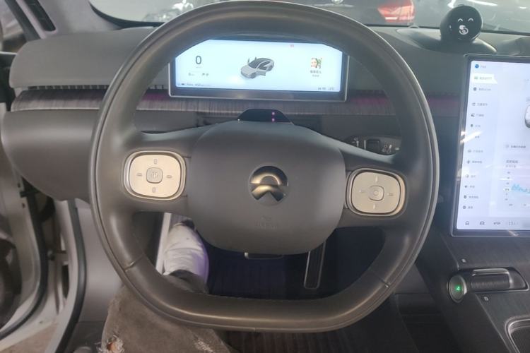 Used Nio ET7 2022 100kWh First Edition Steering Wheel