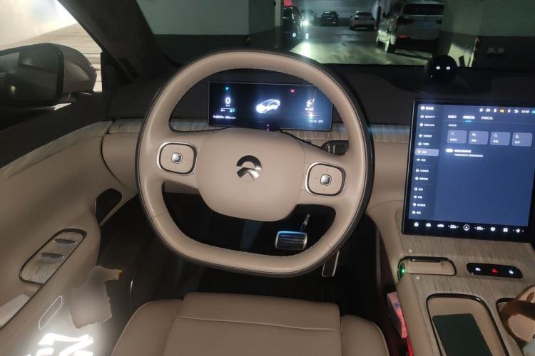 Used Nio ET7 2022 100kWh First Edition Steering Wheel