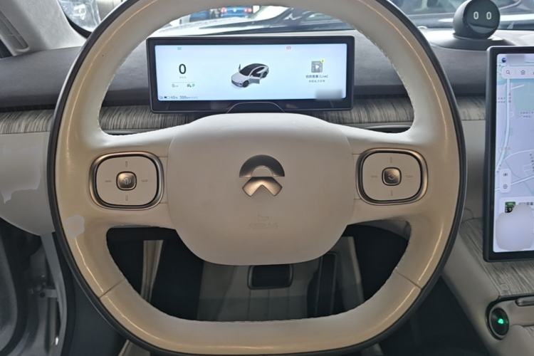 Used Nio ET7 2022 100kWh First Edition Steering Wheel
